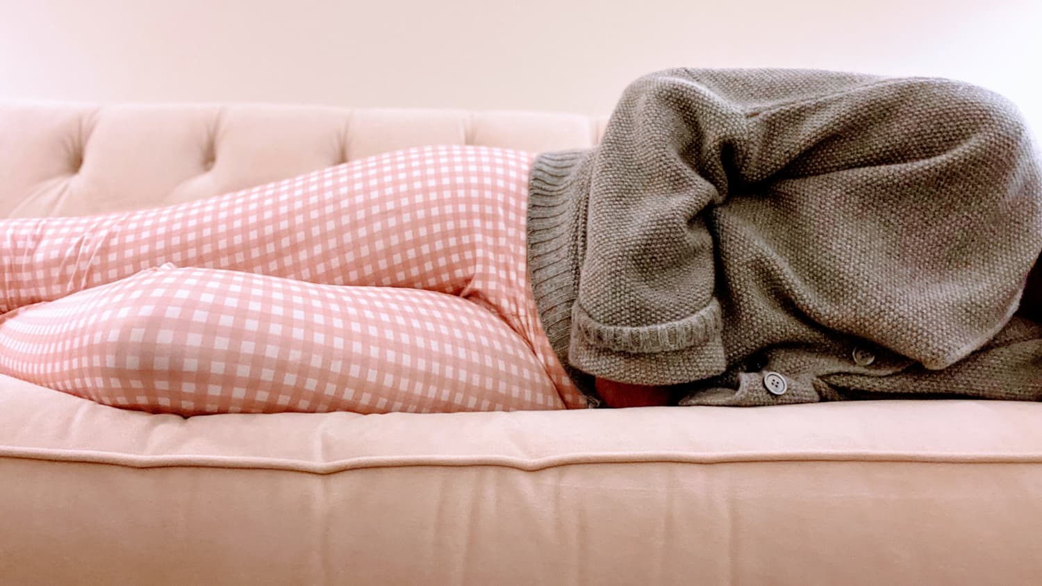 woman sick with norovirus