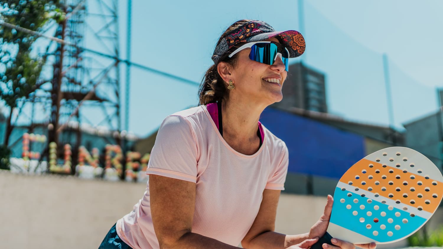 woman playing tennis after Gastric Sleeve Surgery (Sleeve Gastrectomy)