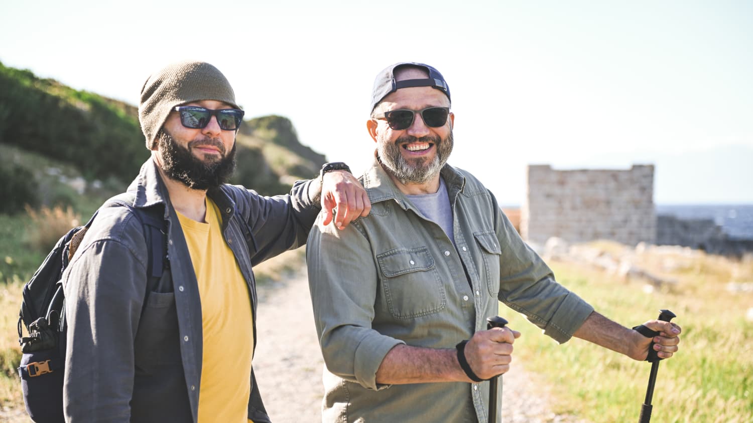 man with Transitional Cell Cancer of the Renal Pelvis and Ureter hikes with his friend