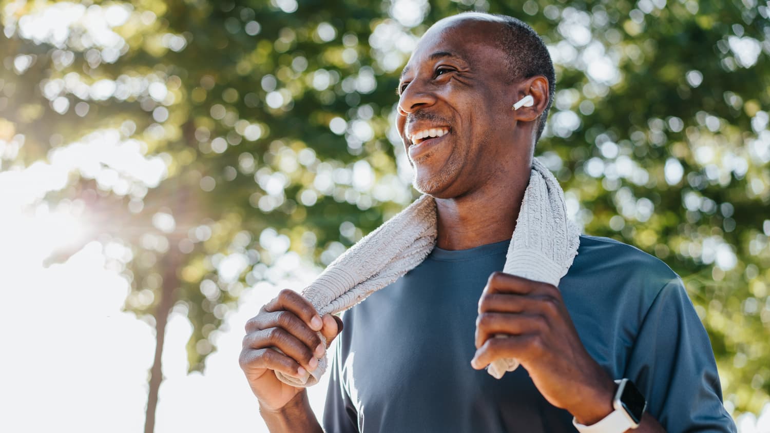 man with Hypertrophic cardiomyopathy running