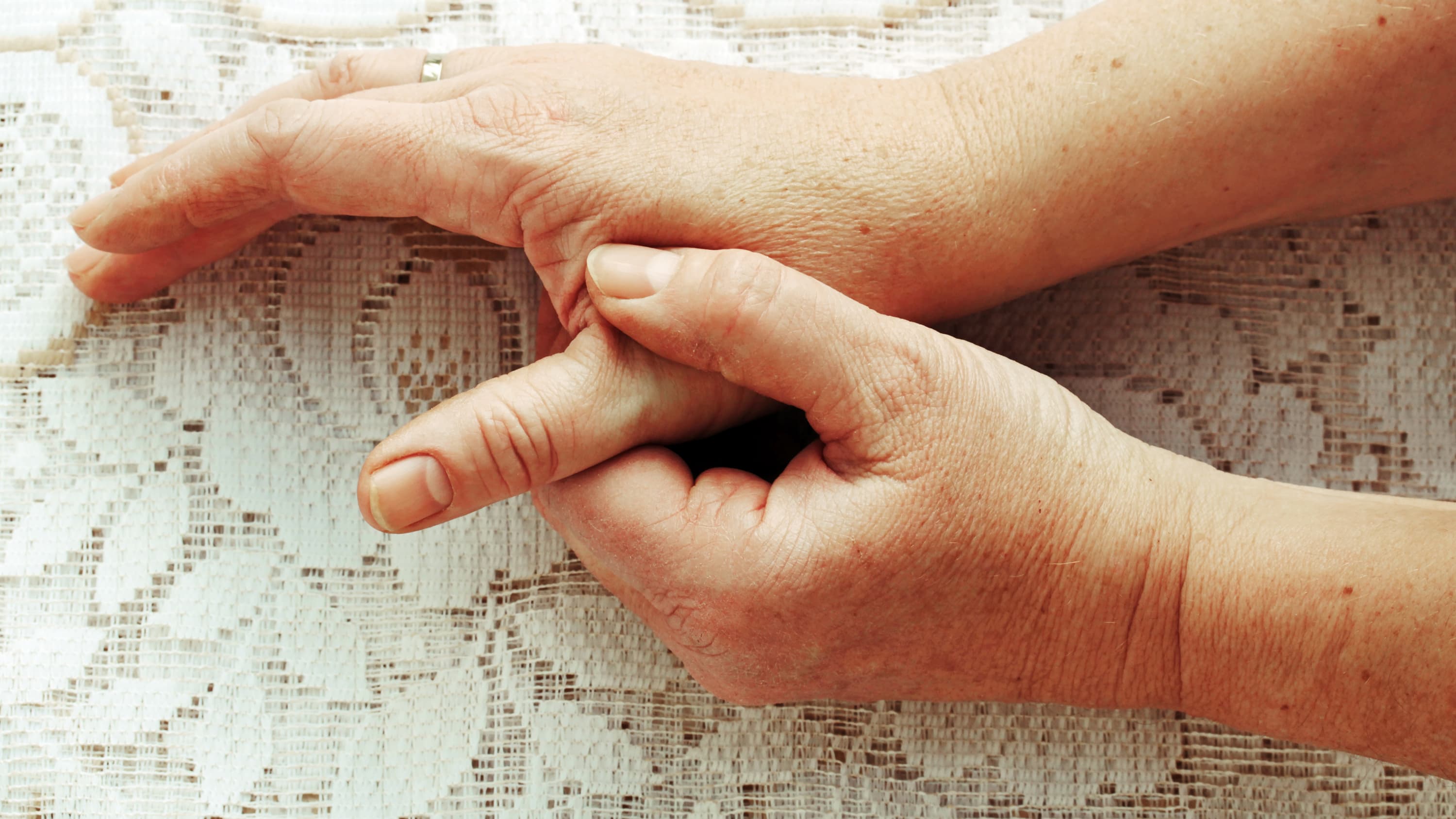 Thumb Arthritis > Fact Sheets > Yale Medicine