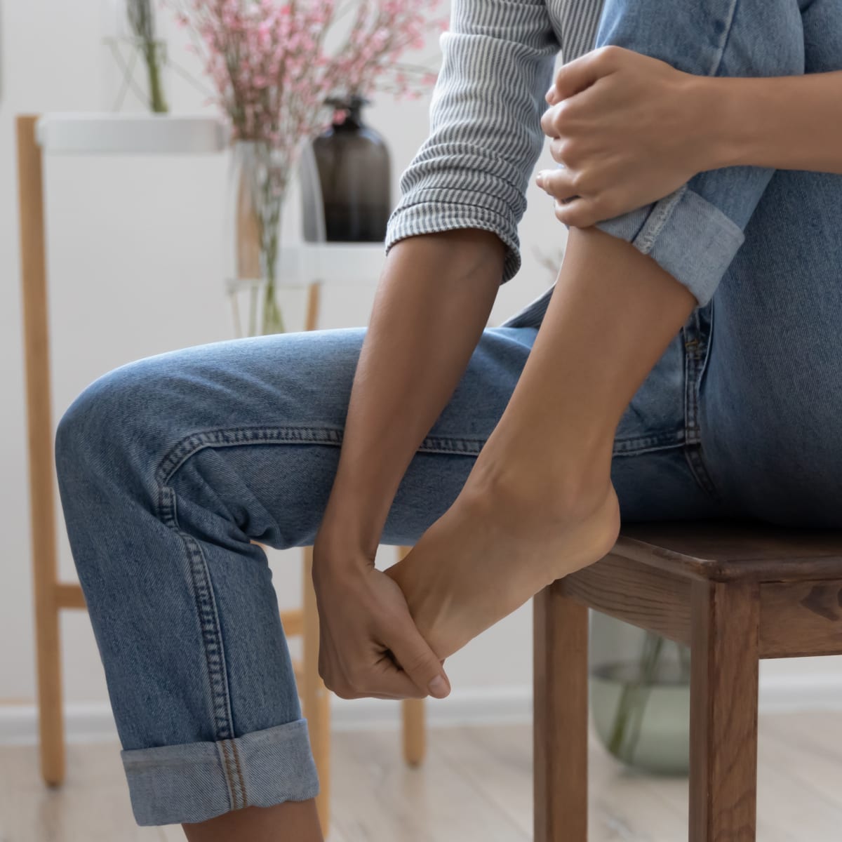 Aching Feet How To Choose Home Footwear Wisely News Yale Medicine
