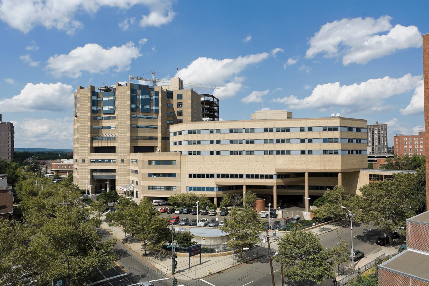 yale new haven hospital parking