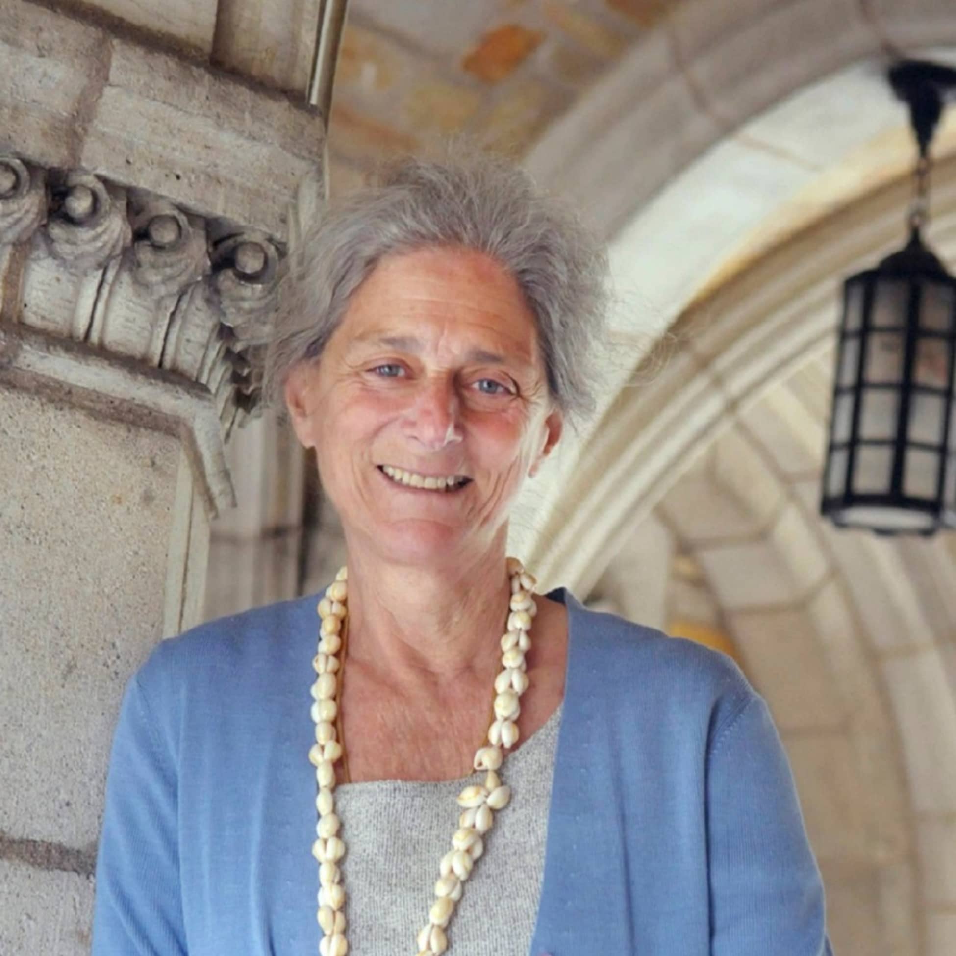 Laura Manuelidis, MD | Yale School of Medicine