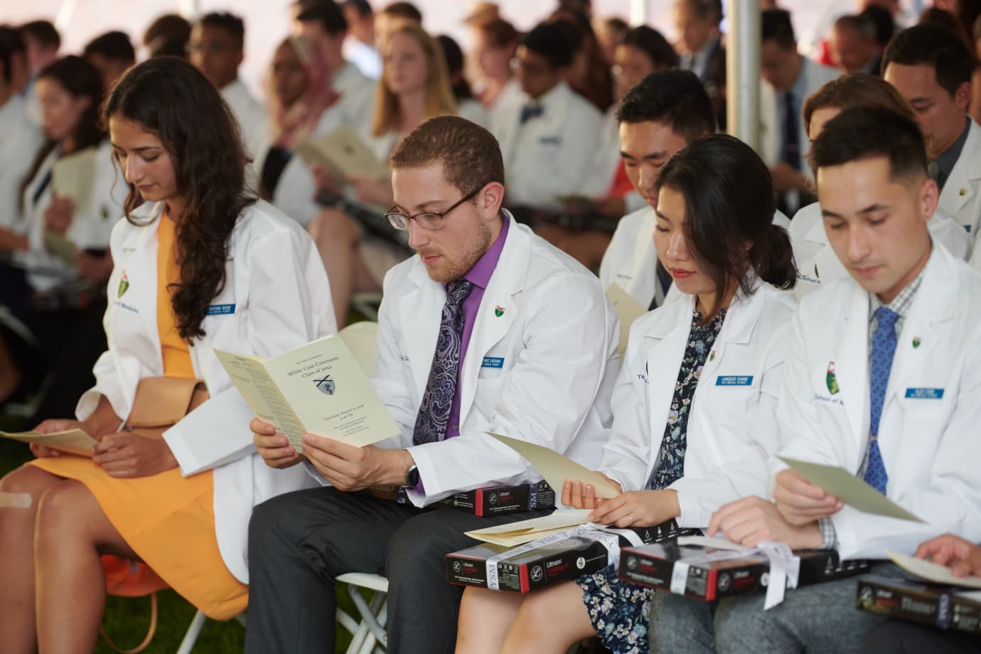 Class of 2022 Welcomed to Medical Studies in White Coat Ceremony < Yale  School of Medicine