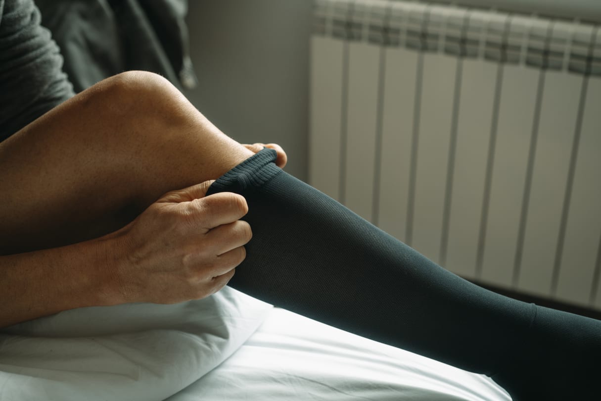 Compression socks for broken fibula discount