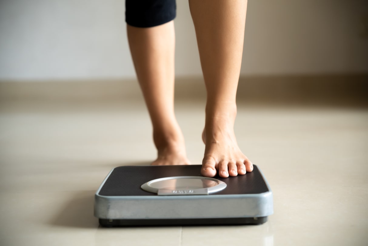 Want to Lose Weight? You Don't Have to Do It Alone > News > Yale Medicine
