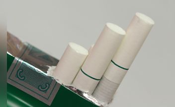 Chemical additives replace menthol in new 'non-menthol' cigarettes < Yale  School of Public Health